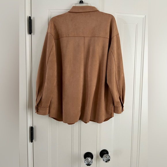 Camel color button front shirt (shacket) - Picture 4 of 7